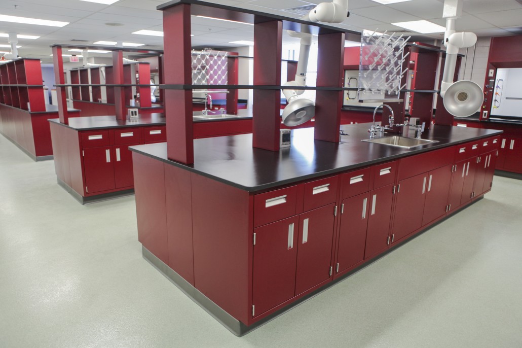 modular-steel-laboratory-furniture0093-1030x686